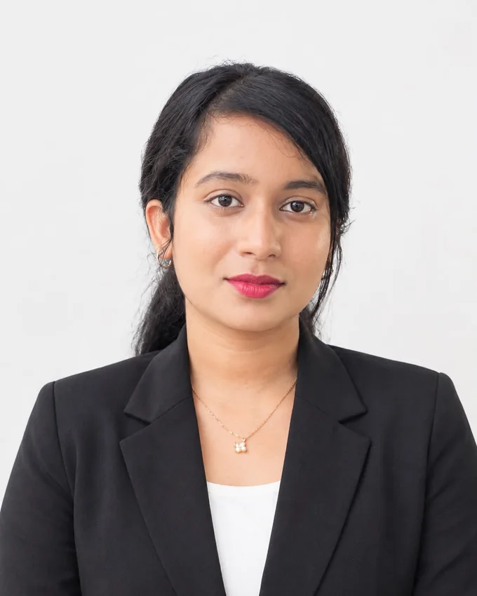 Sandra Tazine, Customer Relations Manager